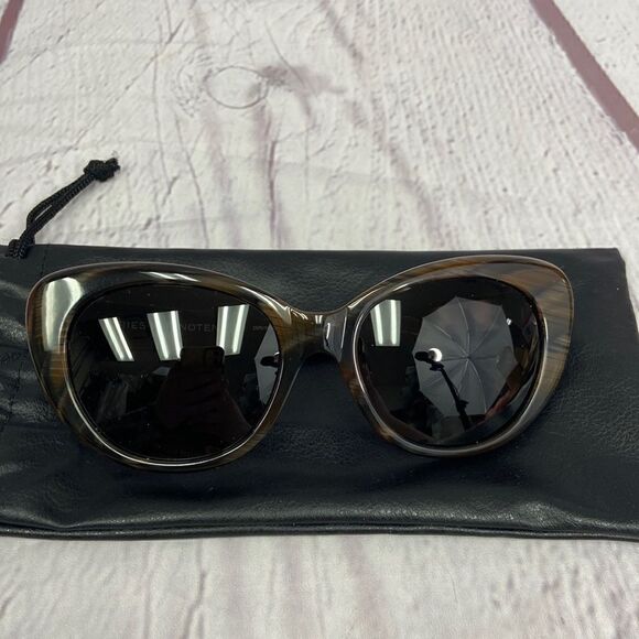 𝅺DRIES Van Noten Sunglasses  - Picture 1 of 6